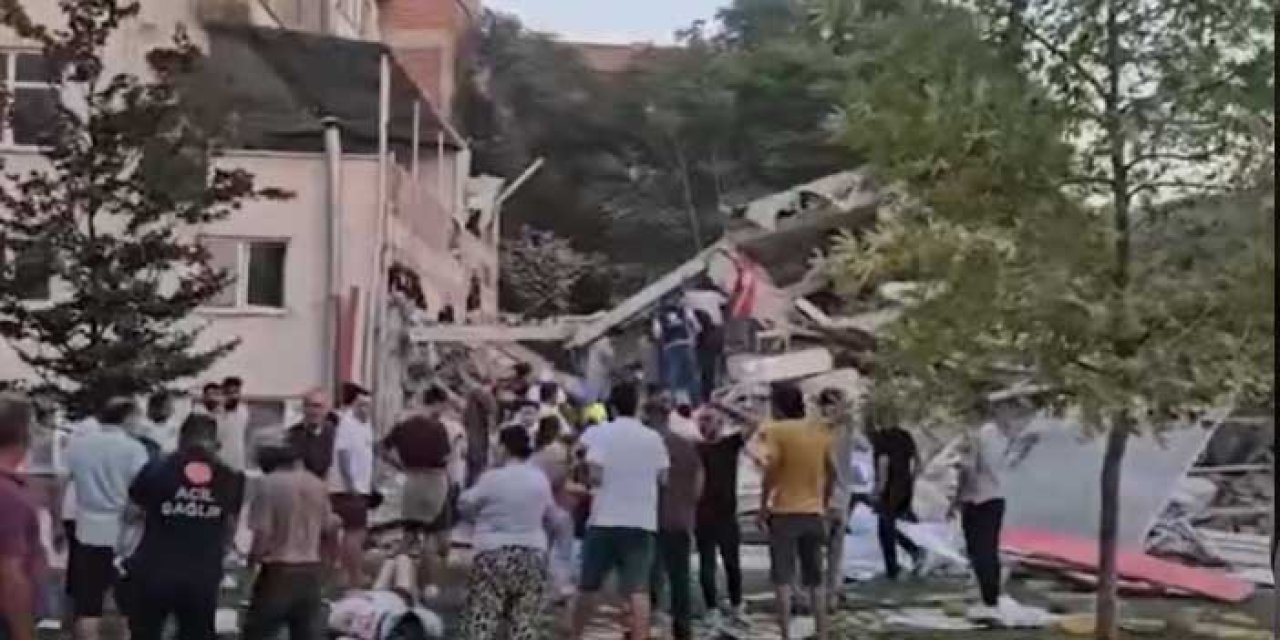 Balıkesir'de bir bina yıkıldı: 2 kişi enkaz altında