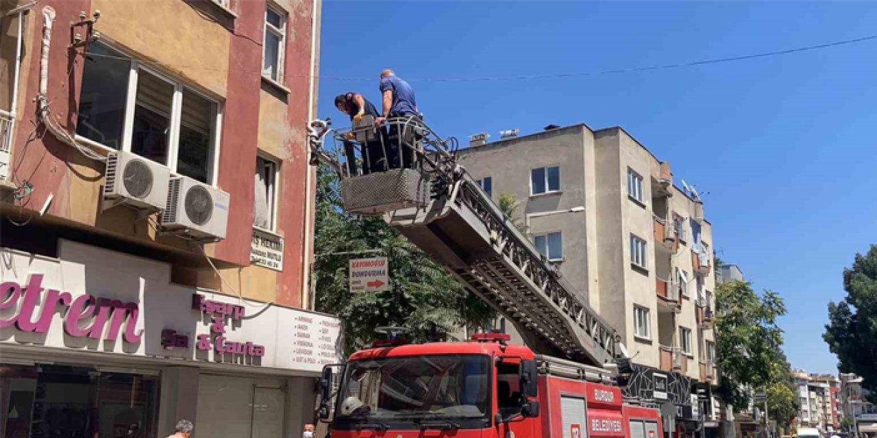 Burdur’da apartmandaki kötü koku alarmı boş çıktı