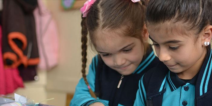 Okullarda forma zorunluluğu geri geliyor: 4 yıl değiştirilemeyecek