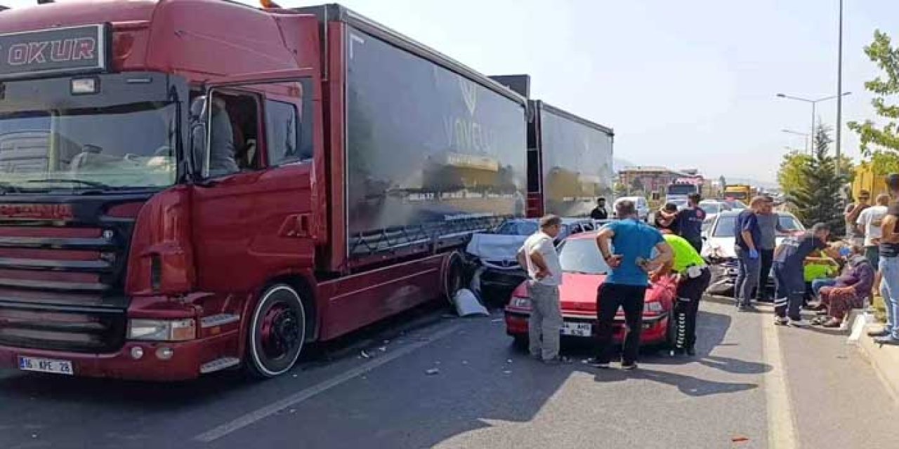 İnegöl'de Zincirleme Trafik Kazası: 2 Yaralı