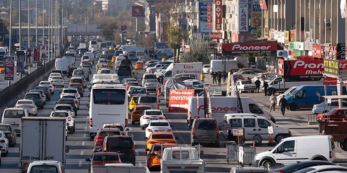 Karayollarında hız sınırları yeniden düzenlenecek