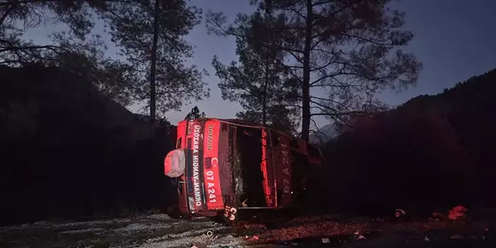 Yangın dönüşü arazöz devrildi: 2 orman işçisi yaralandı