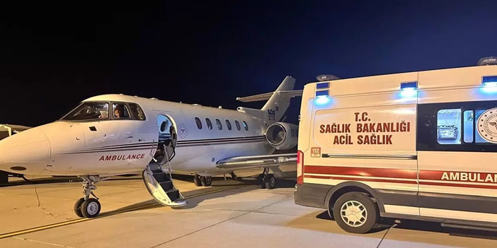 Ağrı’da trafik kazası: 12 yaşındaki çocuk ambulans uçakla ankara’ya sevk edildi