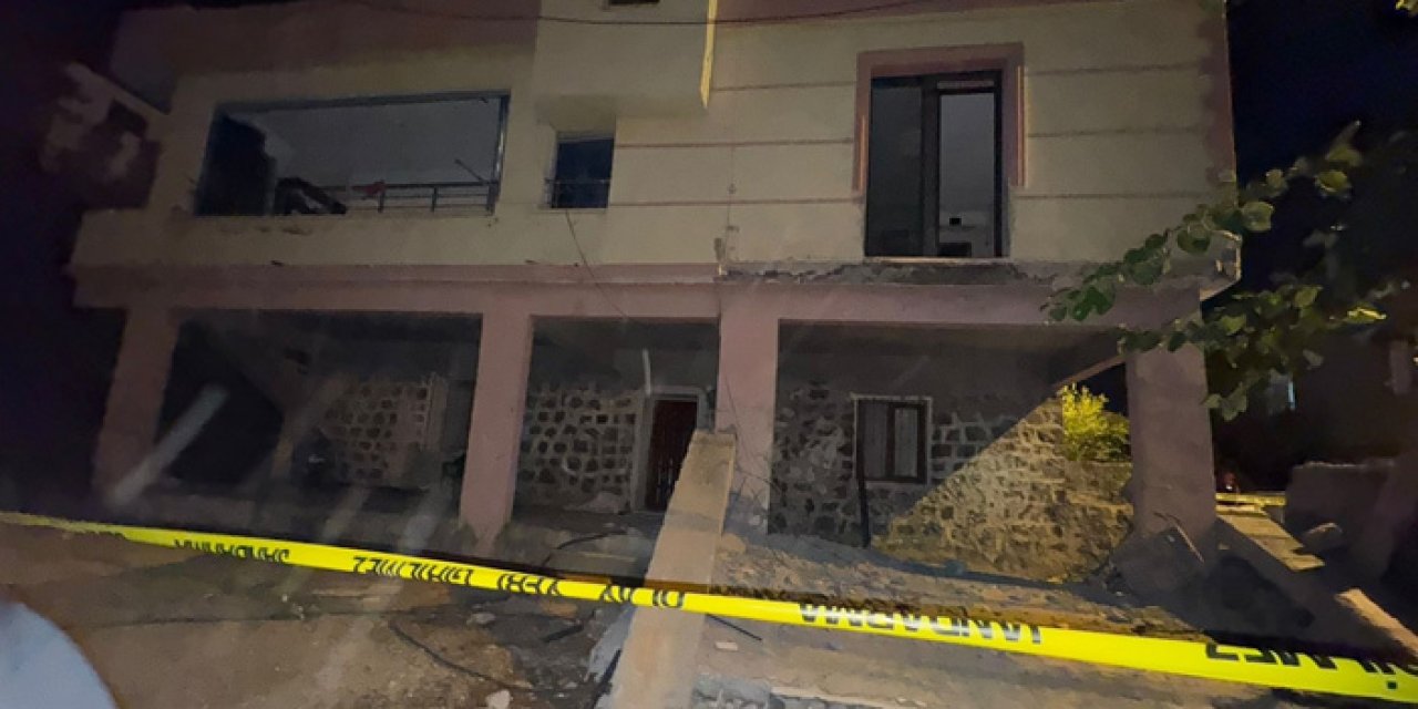 Diyarbakır’da Ek Balkon Çöktü: 2’si Bebek 5 Yaralı