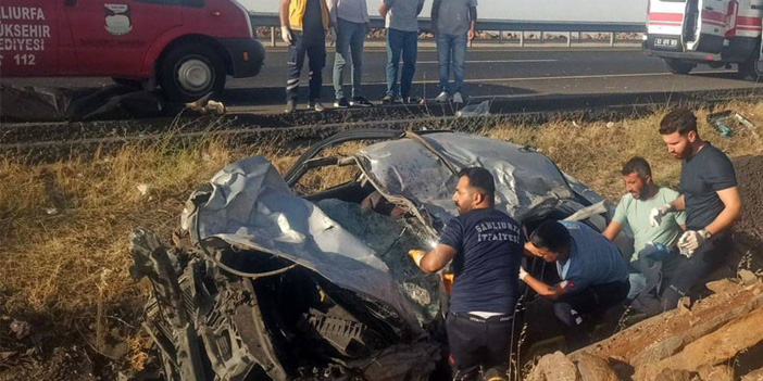 Şanlıurfa'da trafik kazası: 2 kişi öldü, 3 kişi yaralandı