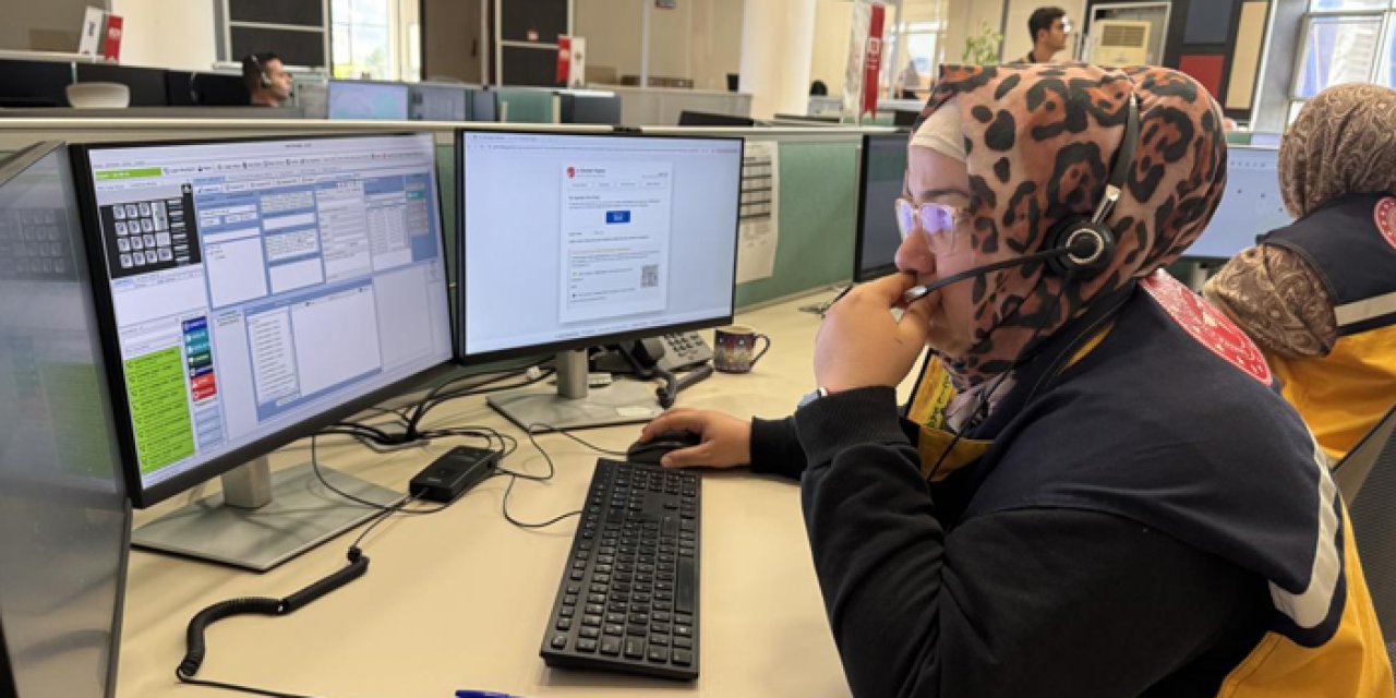 Afyonkarahisar’da nefes alamayan çocuğun hayatını 112 çalışanı kurtardı