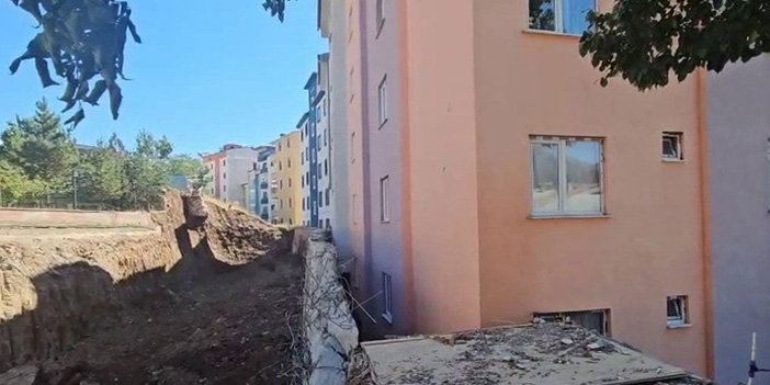 Erzurum’da heyelan alarmı: 70 ev tahliye edildi