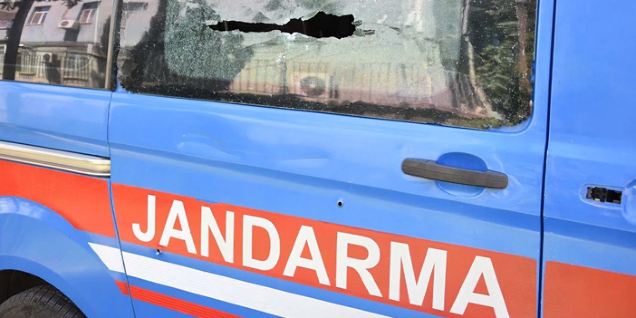 Siverek’te adliye önünde silahlı saldırı: 2 kişi yaralı