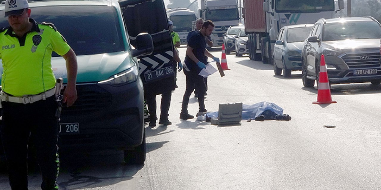 Adana’da feci kaza: TIR’ın çarptığı yaya hayatını kaybetti