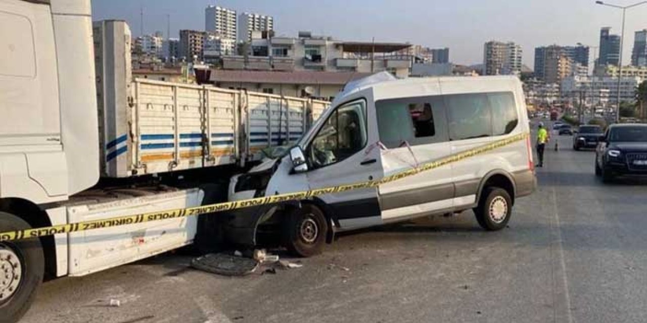 Direksiyon başında uyudu, faciaya yol açtı: 2 ölü, 10 yaralı