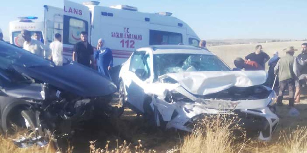 Diyarbakır'da iki otomobil kafa kafaya çarpıştı: 6 yaralı