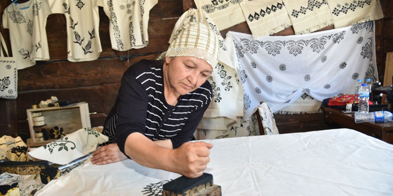 Ustalar, Altınköy’de sanatlarını sergiliyor