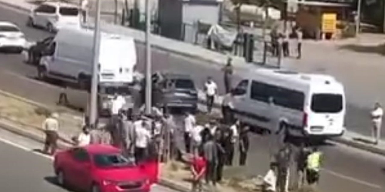 Şırnak’ta yolun karşısına geçerken otomobil çarptı