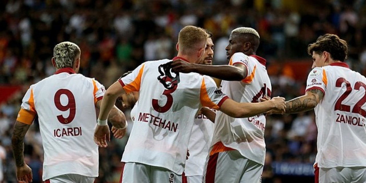Galatasaray'a haber gönderdi: Bir transfer daha mı geliyor?