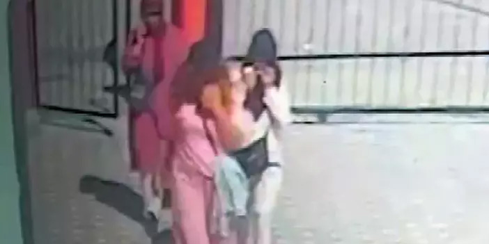 Adana’da 3 kadın, evden 200 bin liralık altın çaldı
