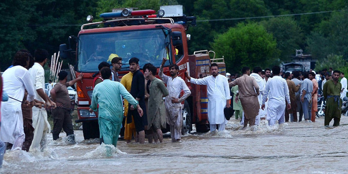 Pakistan'da sel kabusu: 22 can kaybı, 600 bin kişi tahliye edildi