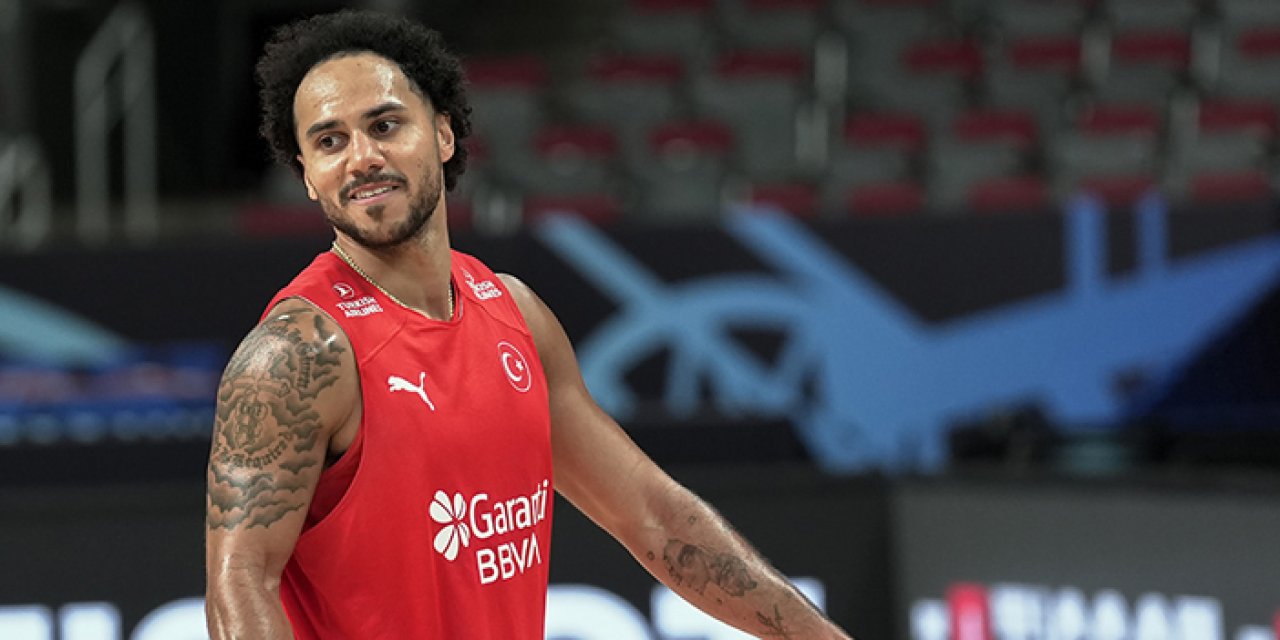 Shane Larkin: “EuroBasket 2025’te kürsüye çıkabiliriz”