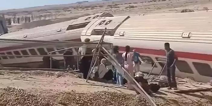 Mısır’da feci tren kazası: 3 ölü, 103 yaralı