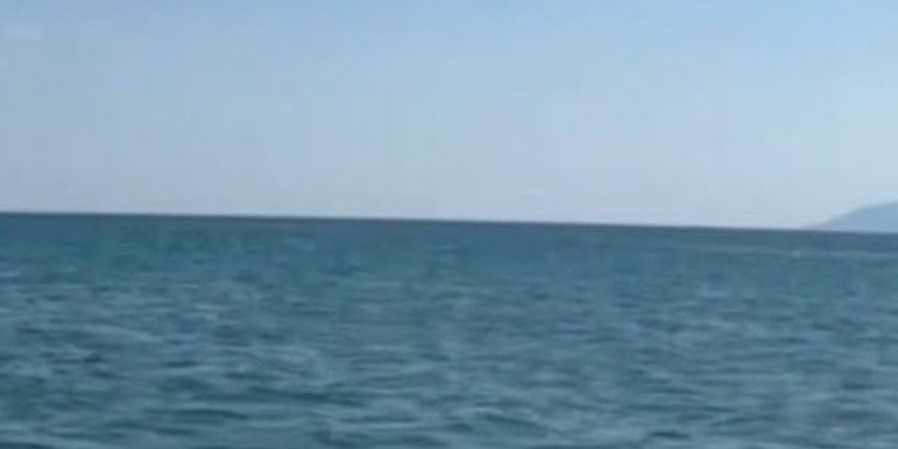 Göçmen botu sahil güvenlik botuna çarptı: 5 ölü