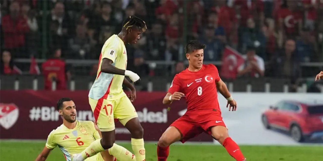 Milliler İspanya karşısında dağıldı: Spor yazarlarından sert eleştiriler