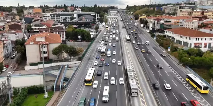 İstanbul’da eğitim-öğretim yılı trafikle başladı