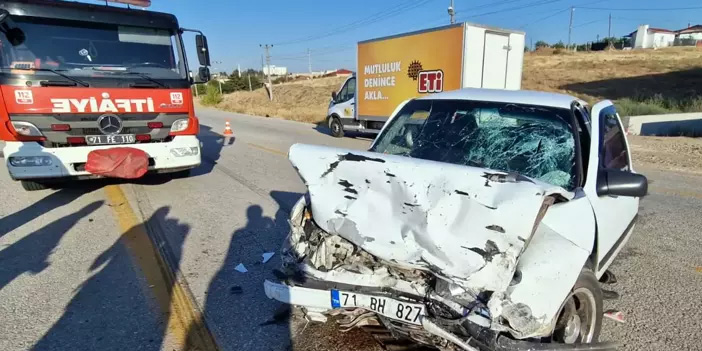 Kırıkkale’de feci kaza: 2 otomobilin sürücüsü hayatını kaybetti