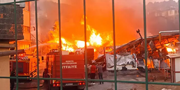 Depo alevlere teslim oldu, ana bina son anda kurtarıldı
