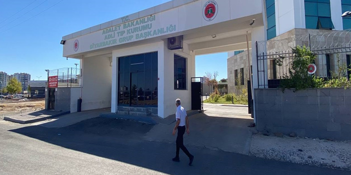 18 yaşındaki Töre, evinin banyosunda ölü bulundu