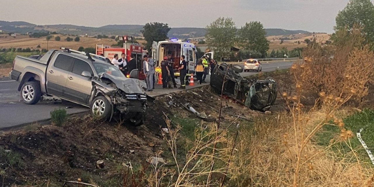 Eski belediye başkanı kazada öldü, eşi yaralandı