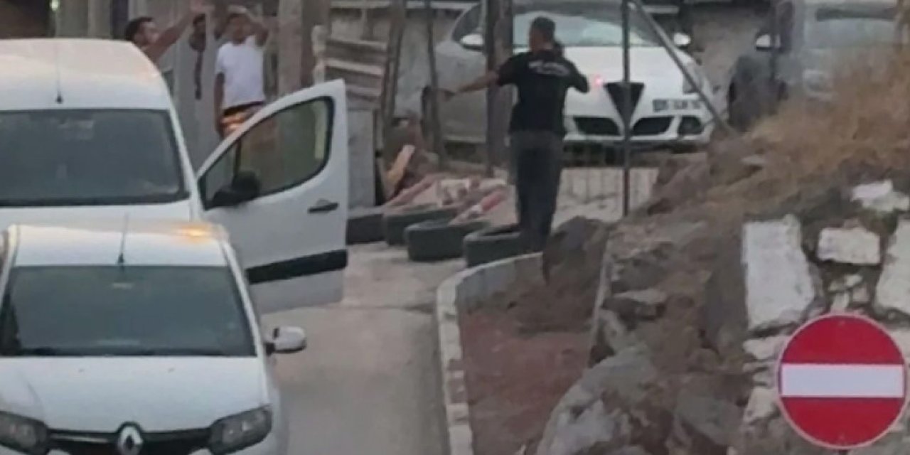 Bayraklı’da rehine krizi: Kadın kurtarıldı, saldırgan kendini vurdu