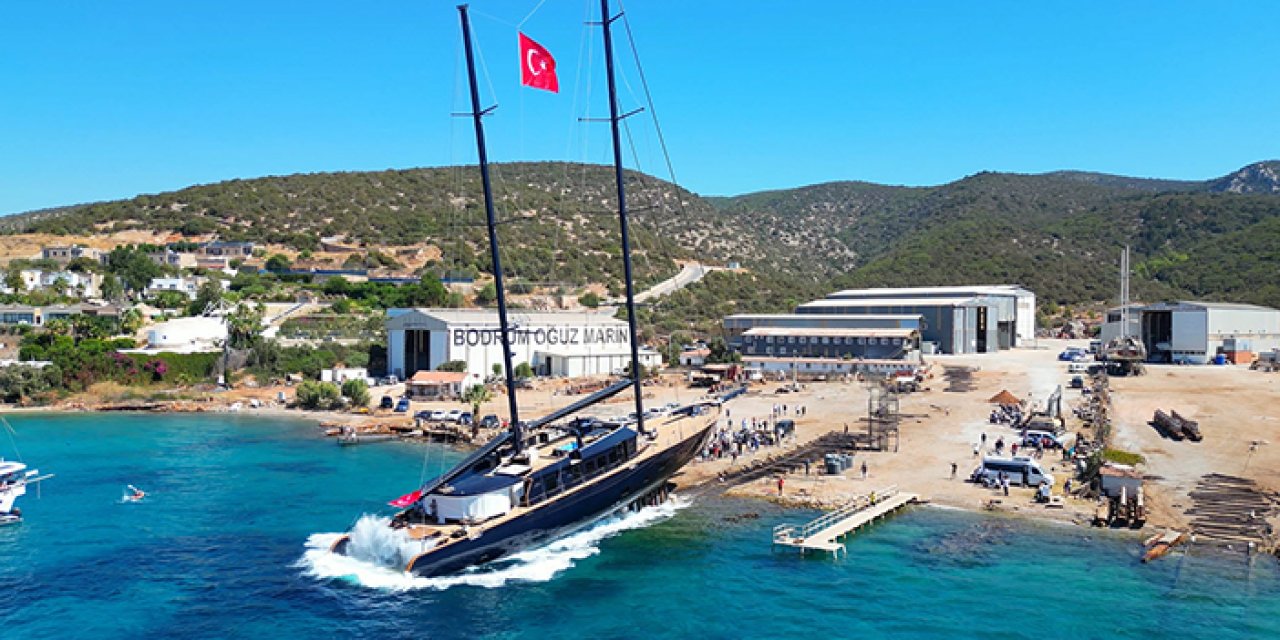 Bodrum’da dev yelkenli ‘Oğuz Khan’ denize indirildi