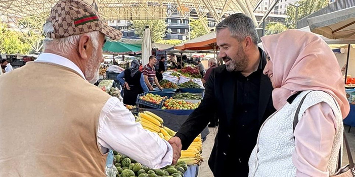 Başkan Ertuğrul Çetin, Pursaklar Çarşamba Pazarını ziyaret etti