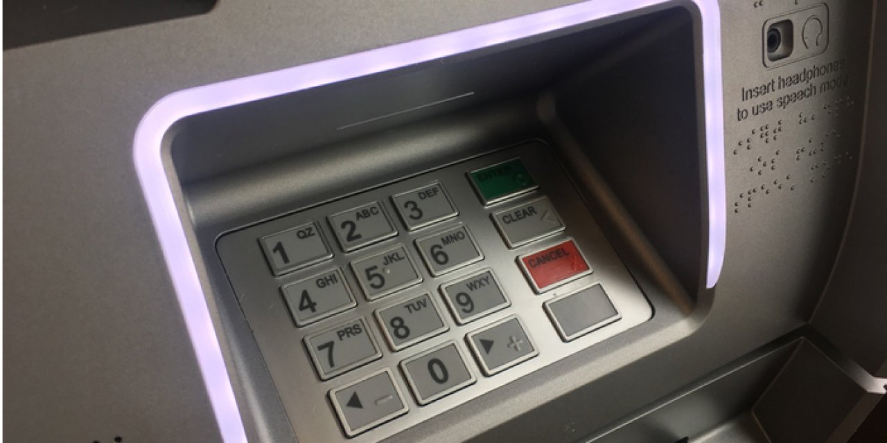 ATM’den para çekerken fark etmediğiniz tehlike