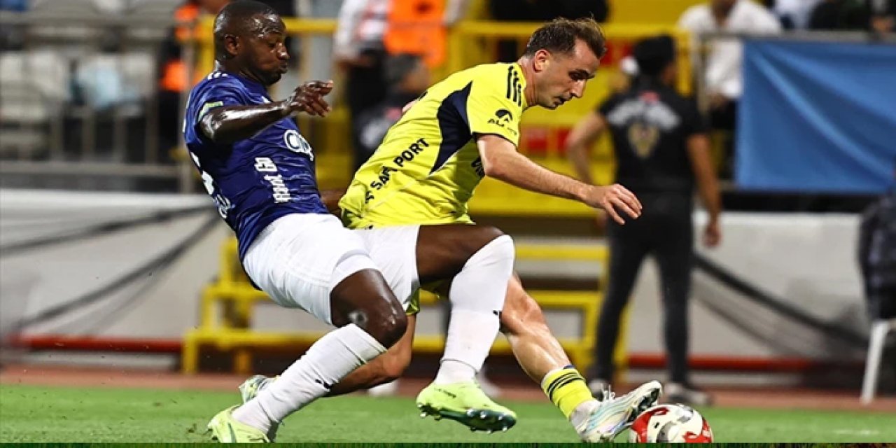 Fenerbahçe deplasmanda Kasımpaşa ile 1-1 berabere kaldı