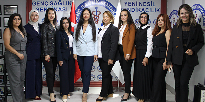 Kadın sağlık çalışanları ses yükseltti: Daha iyi koşullar istiyoruz