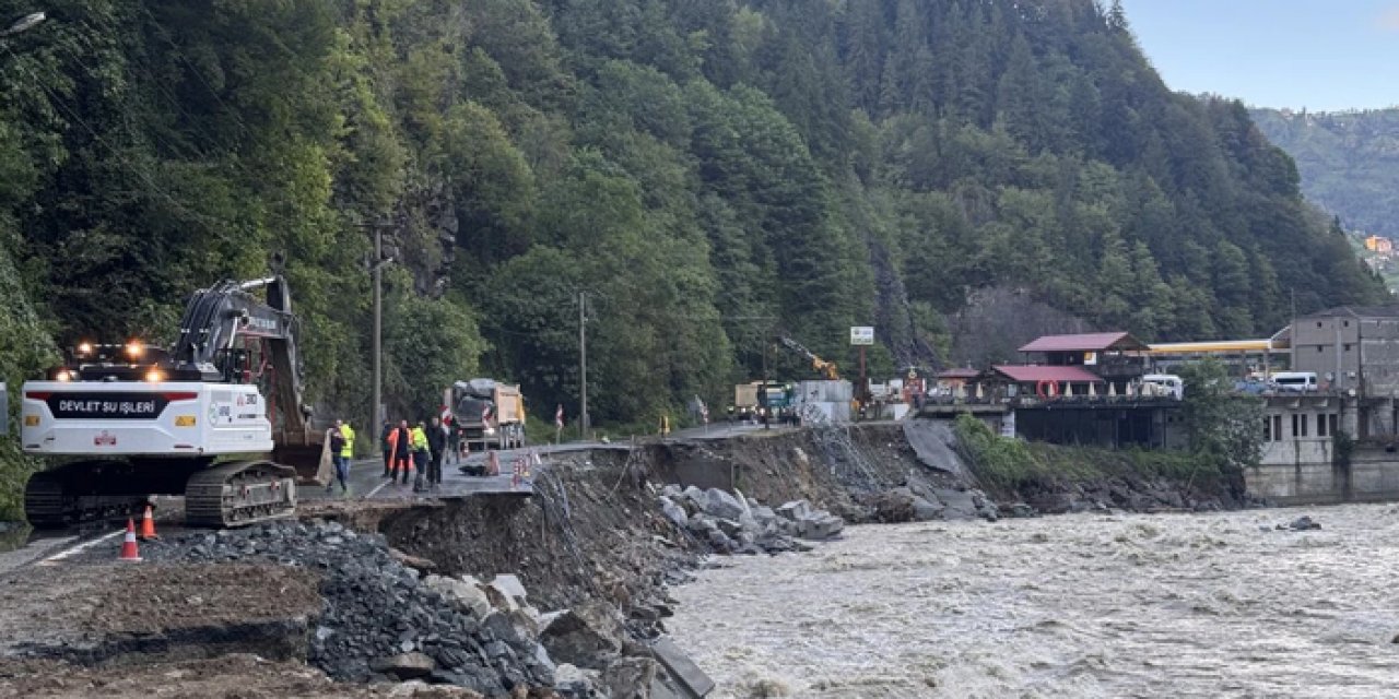 Rize’de o yol açıldı, Artvin’de helikopterli kurtarma