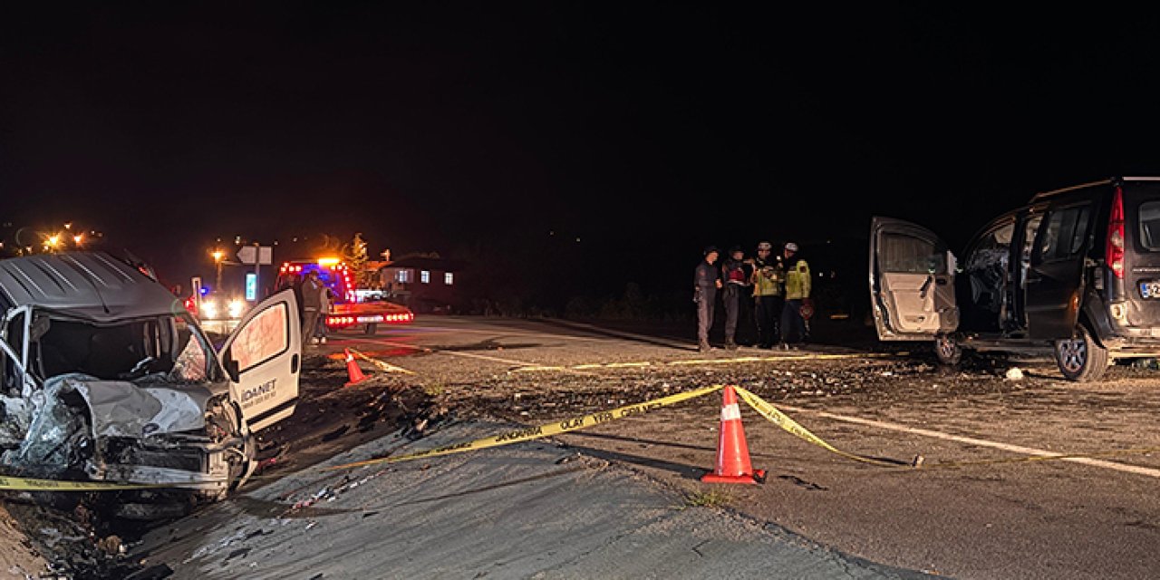 Ordu’da feci kaza: Kafa kafaya çarpışma can aldı