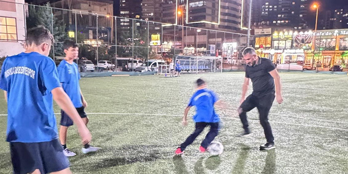 Genç sporculara Ertuğrul Çetin'den moral ziyareti