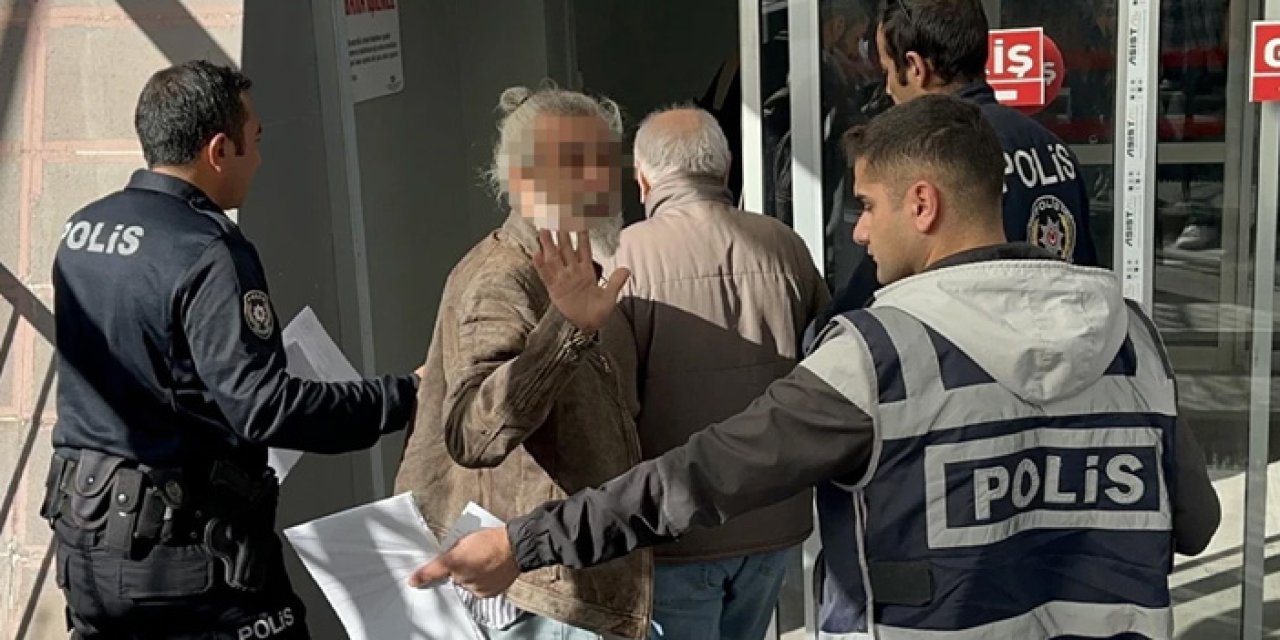 Eskişehir’de yaşlı adamı sokak ortasında darbetti