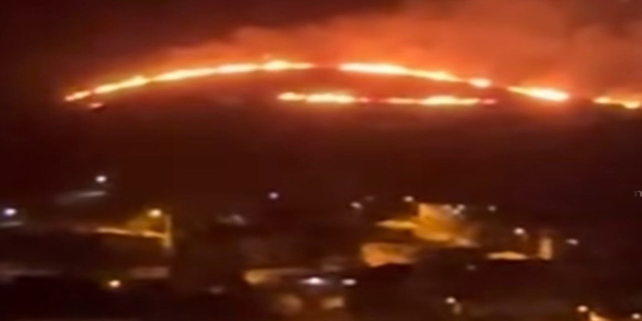 İzmir Harmandalı'da Gece Saatlerinde Yangın Başladı