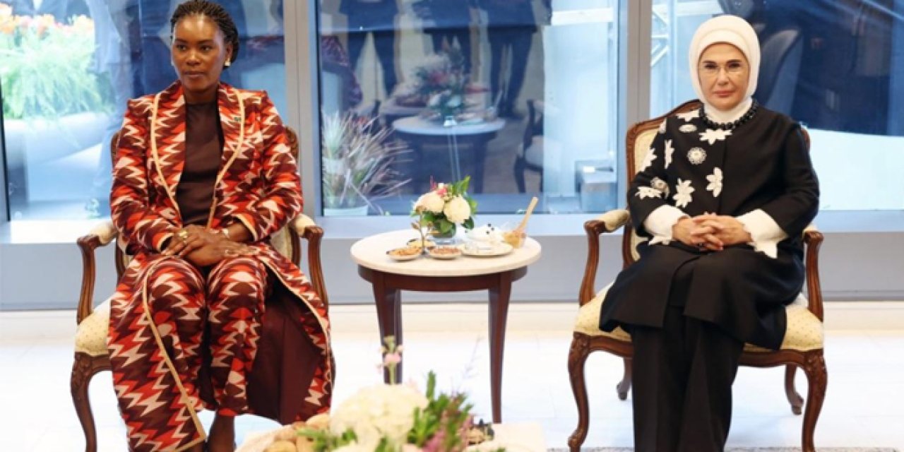Emine Erdoğan, Gabon Cumhurbaşkanı eşiyle sıfır atık iş birliğini görüştü