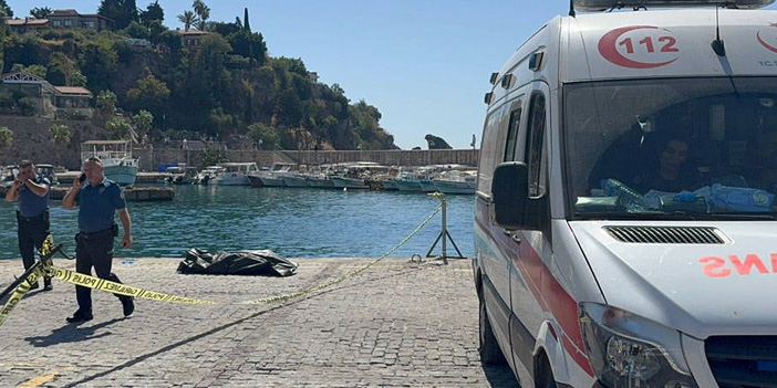 Antalya’da feci ölüm: Falezlerden denize düşen genç hayatını kaybetti