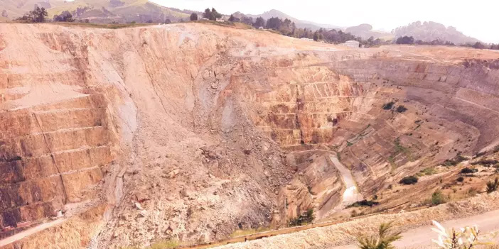 Nijerya’da altın madeninde göçük: En Az 100 kişi hayatını kaybetti