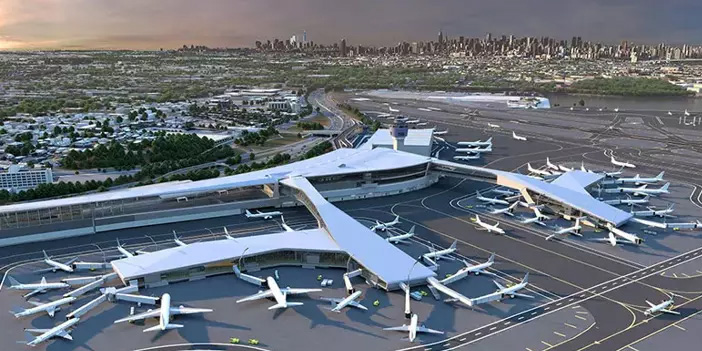 New York’ta iki uçak pistte çarpıştı: 1 hafif yaralı