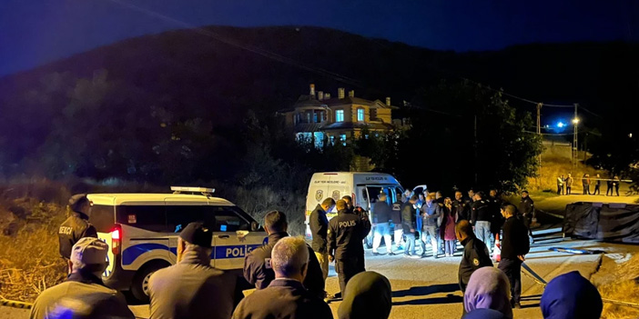 Evlerinin önünde silahlı saldırıya uğrayan çift öldü