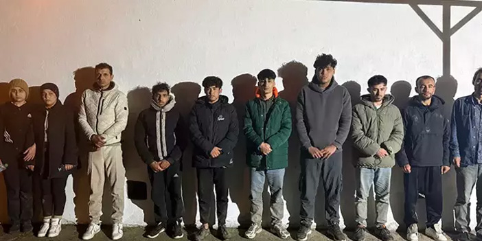 Avrupa’ya geçmeye çalışan göçmenler yakalandı