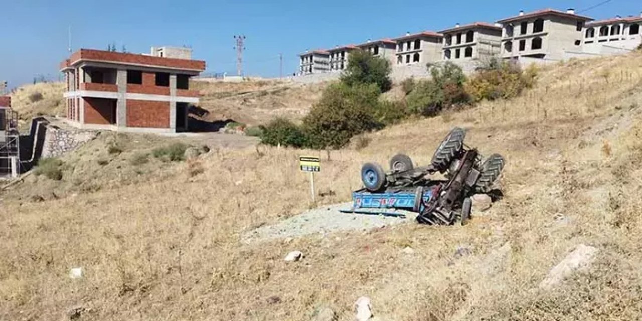 Tokat’ta traktör tarlaya devrildi: 2 kişi ağır yaralı