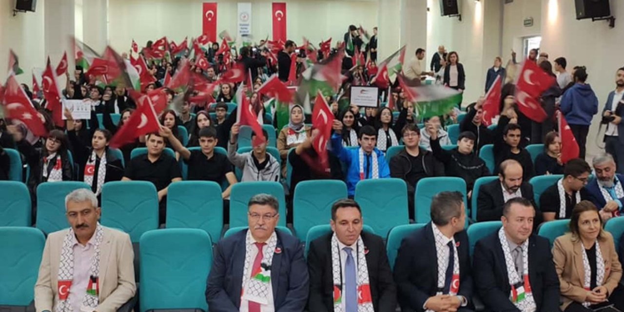 Ankara’daki öğrenciler Gazze’deki insani drama dikkat çekti