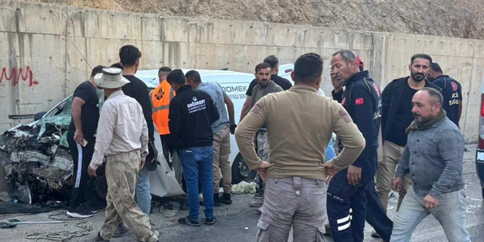 Şırnak’ta feci kaza: 11 kişi yaralandı