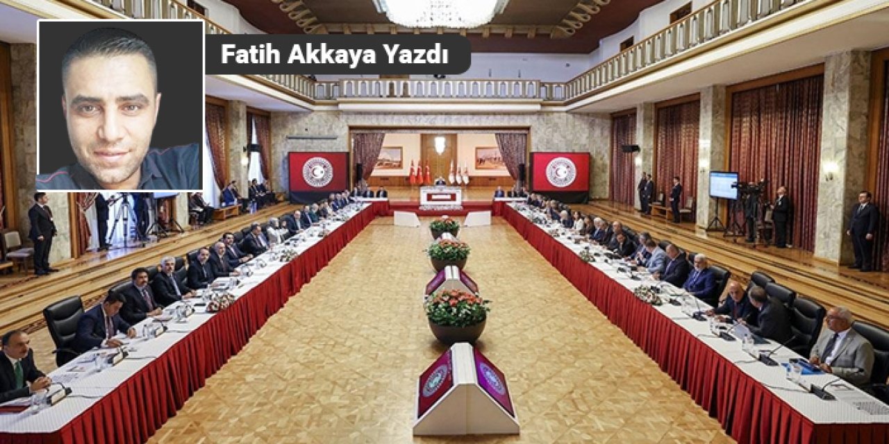 Fatih Akkaya yazdı: “Barışla DEM’in de sonu gelecek”